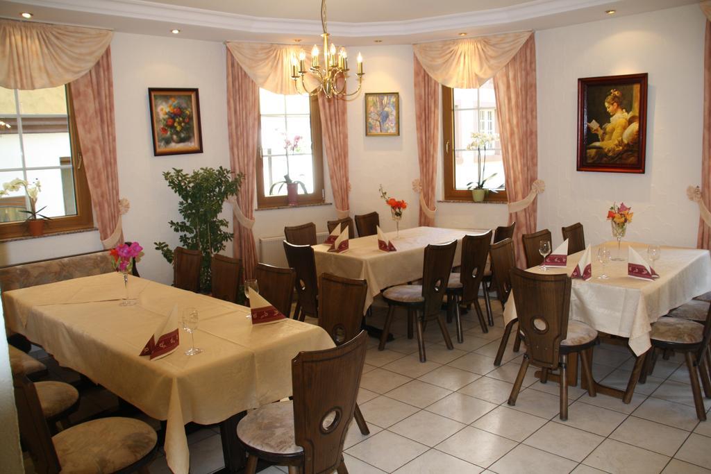 Herberg Weingut Gaestehaus Derkum Ürzig